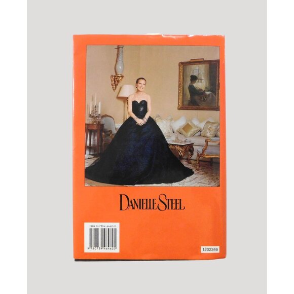 The House by Danielle Steel 2006 Large Print Edition Hardcover Jacket - Picture 2 of 7